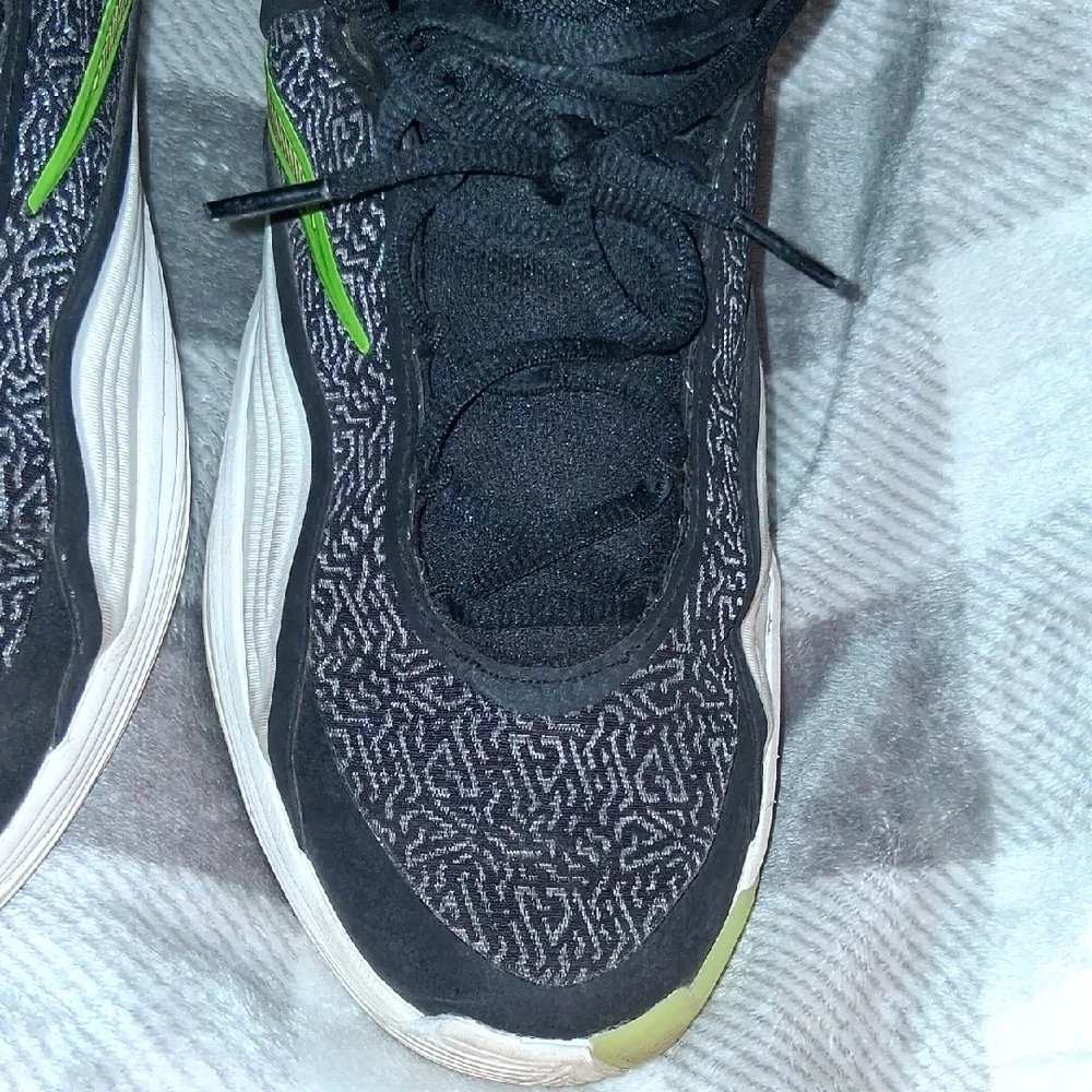 Nike Black Sneakers with Bright Green Swoosh and White Midsole